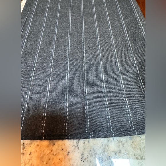 Ann Taylor Loft Petite. Ann style. Size 8 petite - Picture 8 of 12